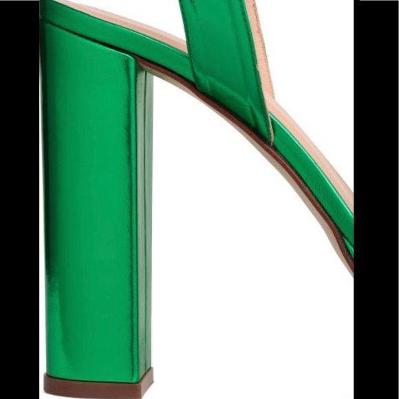 HIGH FASHION METALLIC GREEN HEELS - Picture 4 of 4